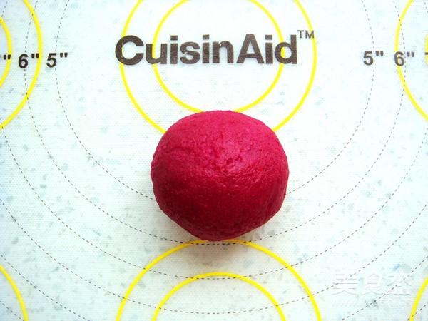 莲蓉花朵和果子