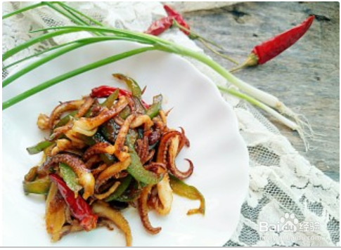 制作酱爆鱿鱼丝