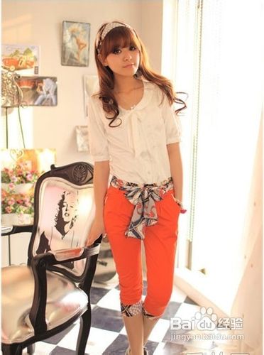 雪纺衫和七分裤搭配清爽显高挑