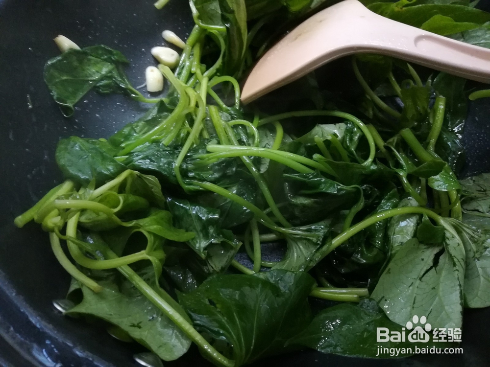 好吃健康的素炒红薯叶