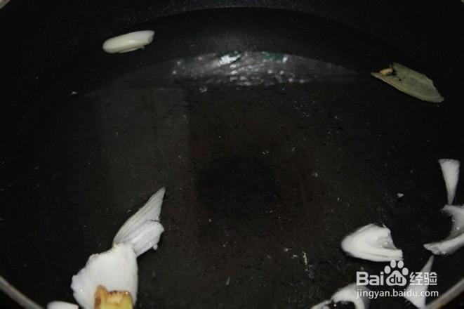 酱烧鱼鳔鱼杂的烹饪方法