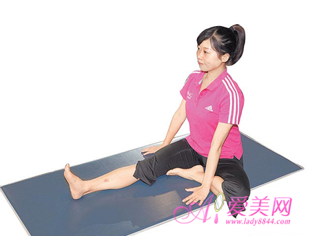 上班族居家10分钟放松减肥操纾压又瘦身