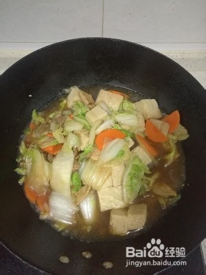 食补养生白菜炖冻豆腐