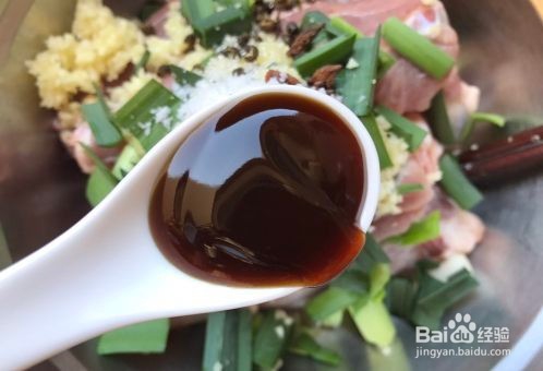 蒜香手抓骨是如何做的？家常教程烤箱版