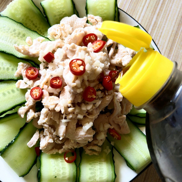 捞汁黄瓜鸡胸肉片