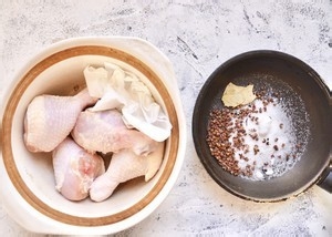 葱香鸡腿的做法