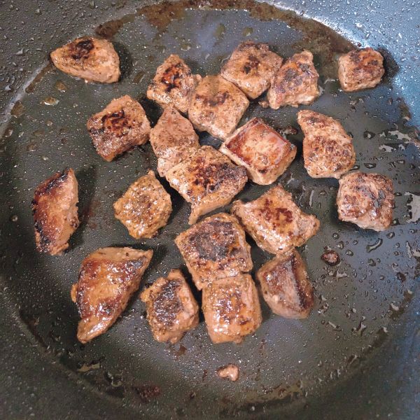 香煎黑椒牛排拼盘