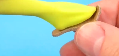 怎样给芭比制作一双水晶鞋