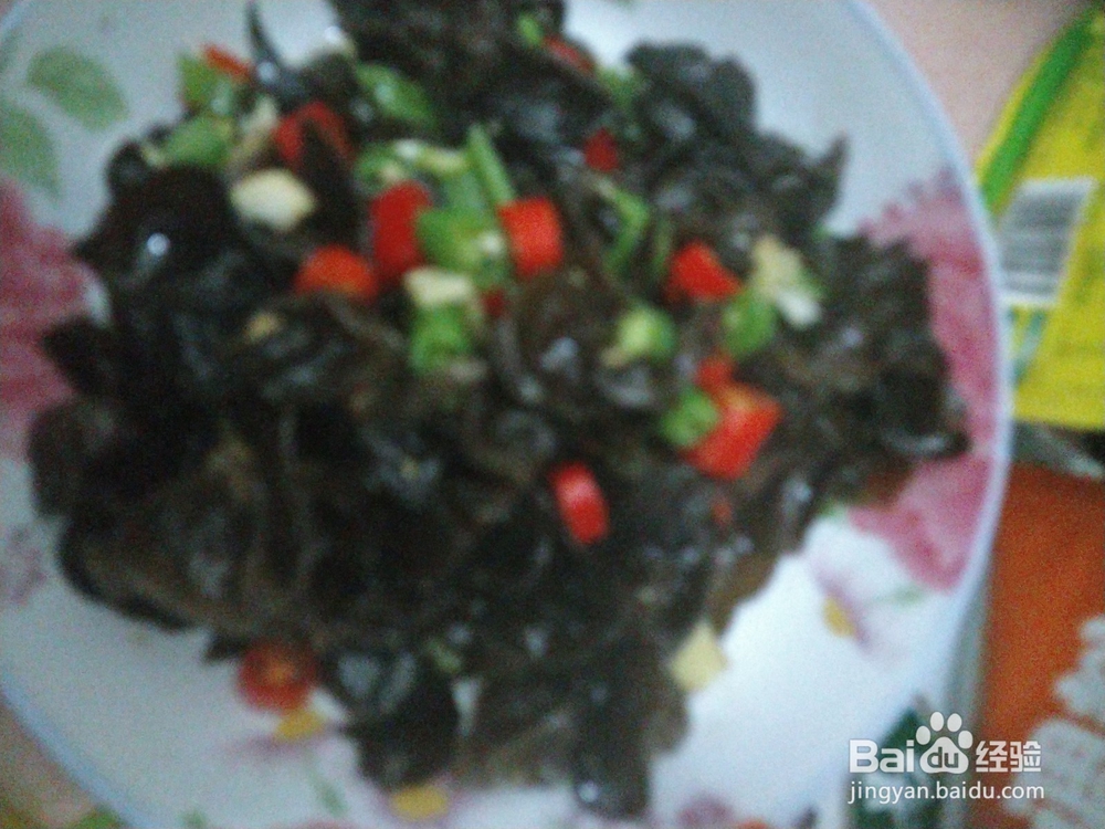 爆炒木耳烧魔芋的做法