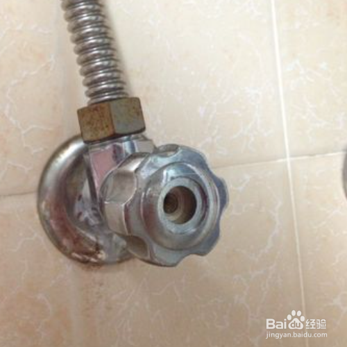 三角阀漏水是什么原因