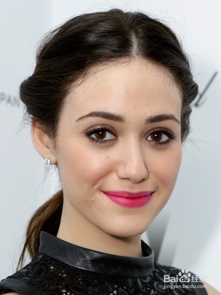 夏天还披发吗? 教你清爽扎发