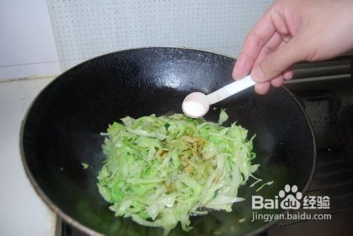 清炒包菜丝的作法
