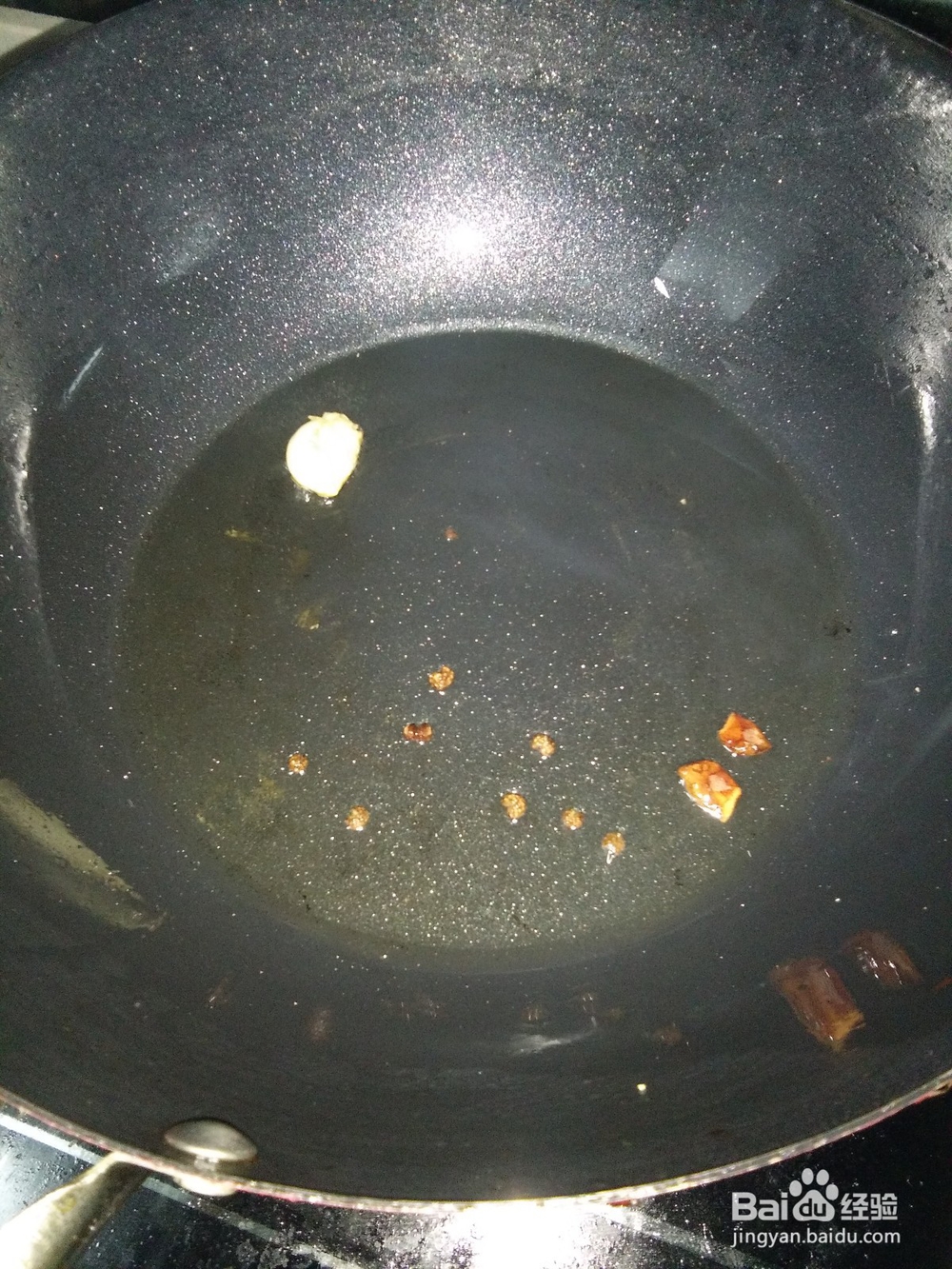 酸汤豆皮鱼丸
