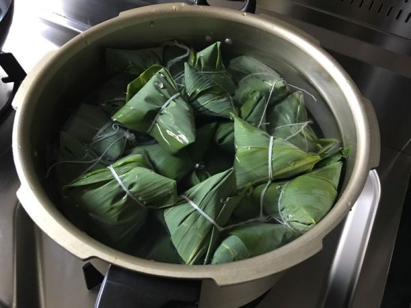 双豆粽和蜜枣粽和碱水粽