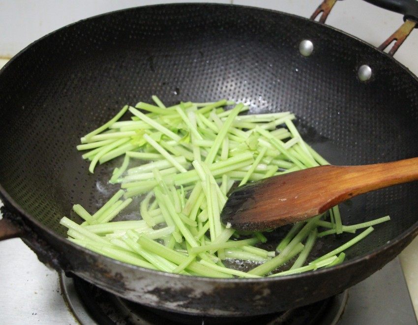 干锅麻辣蟹超级好吃,不会做我来教你