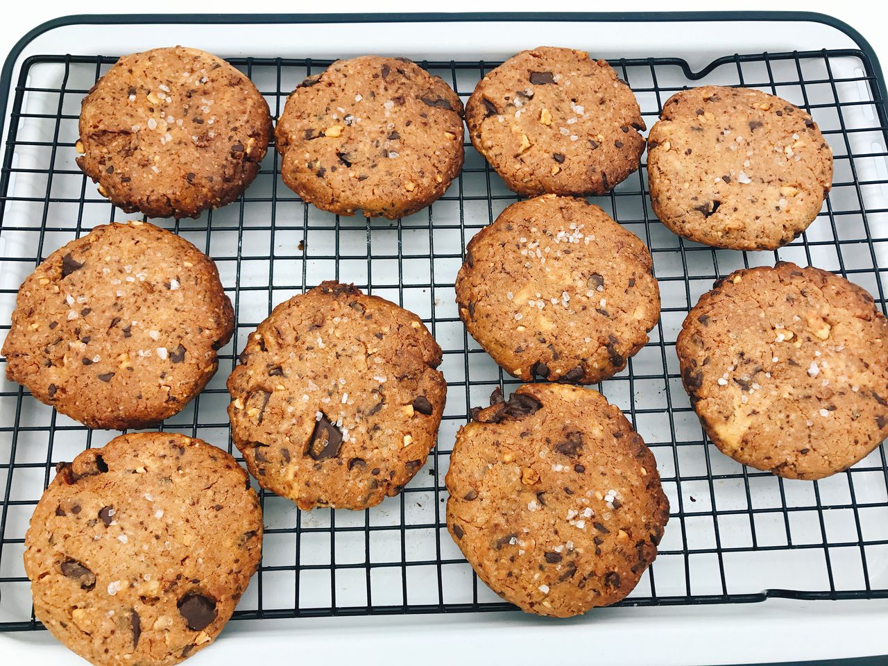 巧克力核桃海盐大曲奇让你的孩子爱不释手！