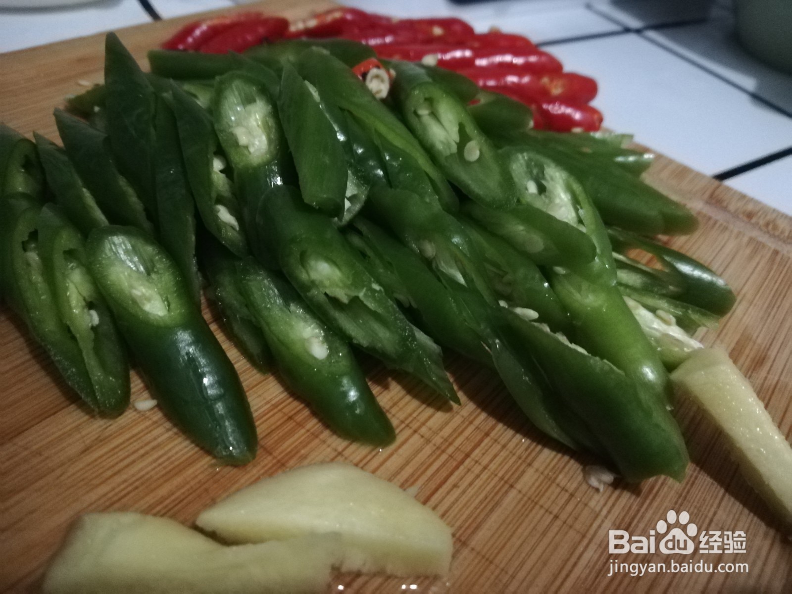 辣椒炒黑鱼片的简单做法