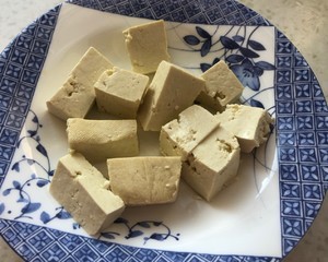 老板鱼炖豆腐的做法