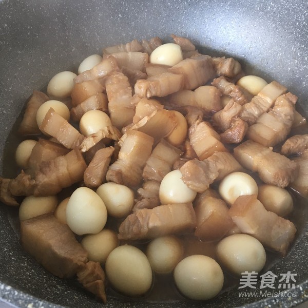 鹌鹑蛋烧肉的做法