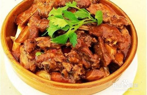 黄焖鸭肉的做法