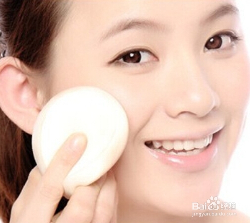 夏季不脱妆的化妆小秘诀