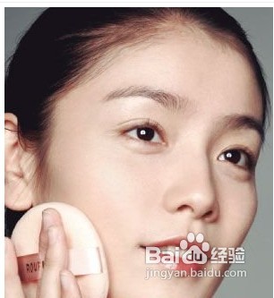 教你如何化妆，缔造出完美肌肤