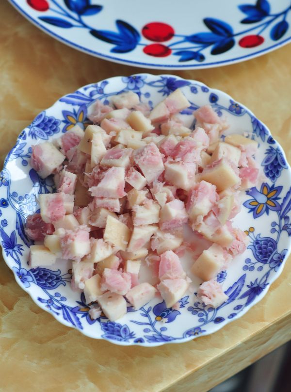 金枪鱼肠黄瓜寿司