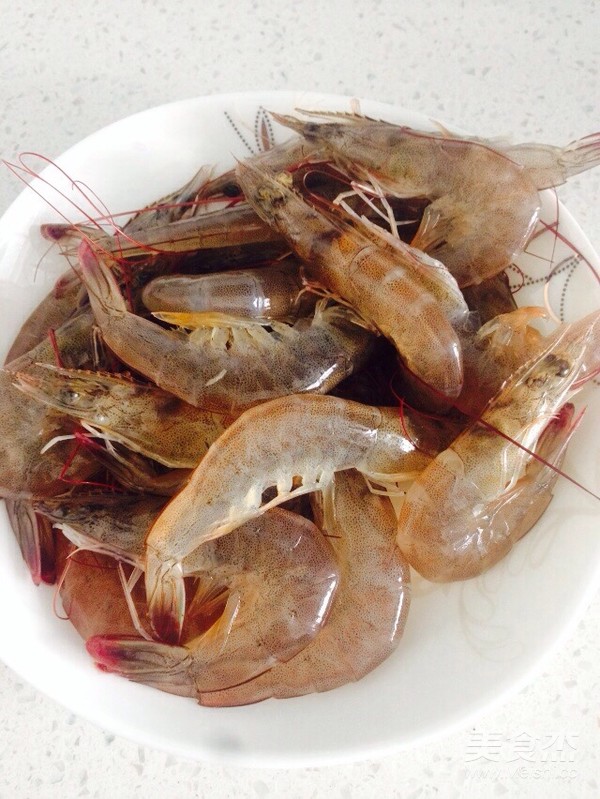 菠萝炒虾仁的做法