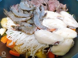 怎样制作家庭版三汁焖锅