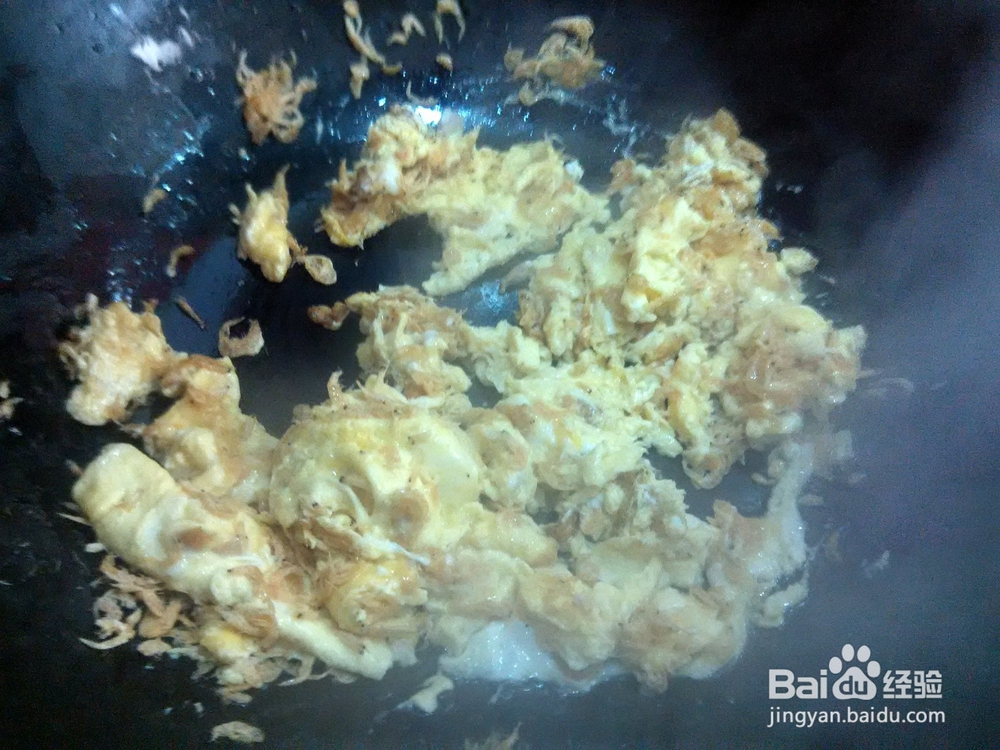 虾皮子鸡蛋炒麻椒