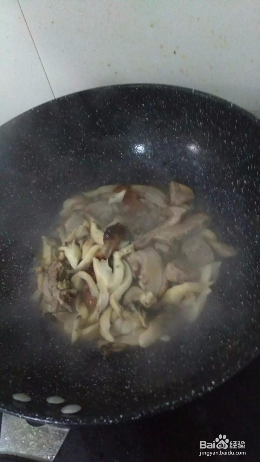 平菇炒鸭怎么做