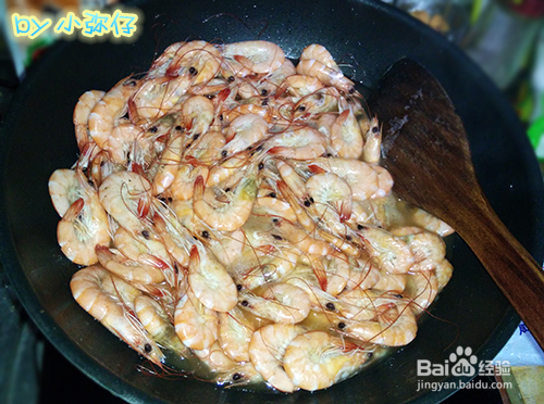 川味麻辣虾的做法 做麻辣虾的步骤