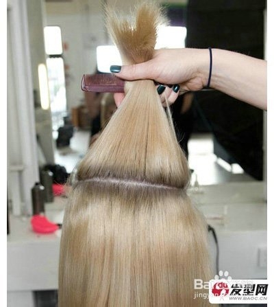 秋季最新短发扎发 简单步骤完美变身