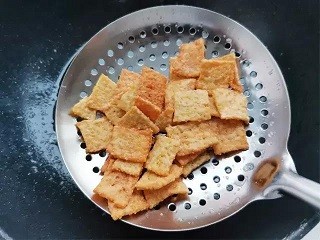 酥脆小米锅巴怎么做？