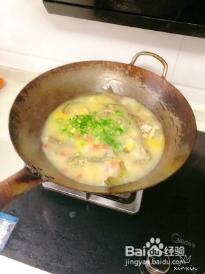 黄焖黄骨鱼的做法
