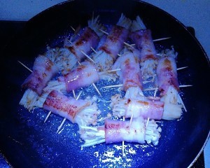 培根金针菇卷做法