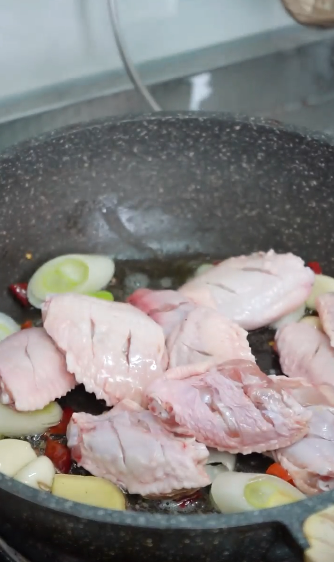 蜜汁鸡翅怎么做