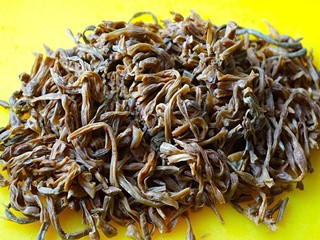 鸡肉炖干豆角怎么做