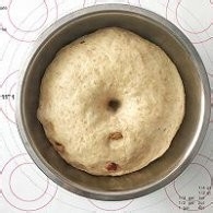 不点外卖114--椰子油核桃蔓越莓软欧包