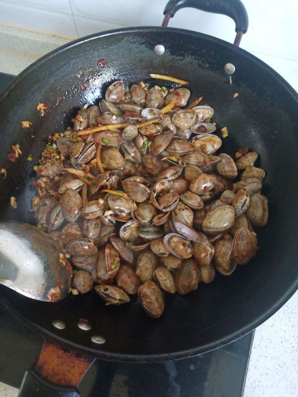 好学好吃的辣炒花蛤