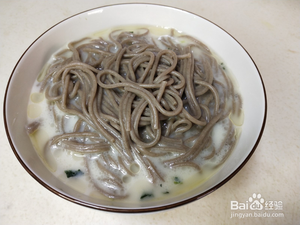 雪菜肉丝荞麦面
