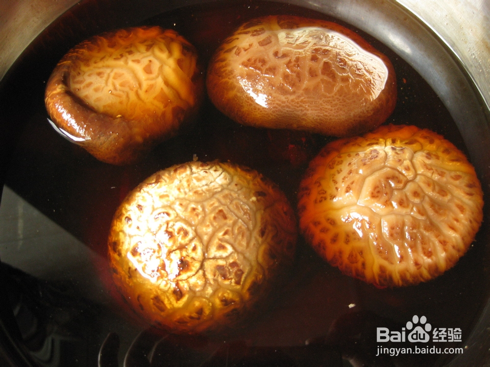 如何制作花菇炖鸡