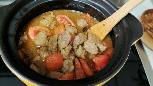 蕃茄土豆炖牛腩