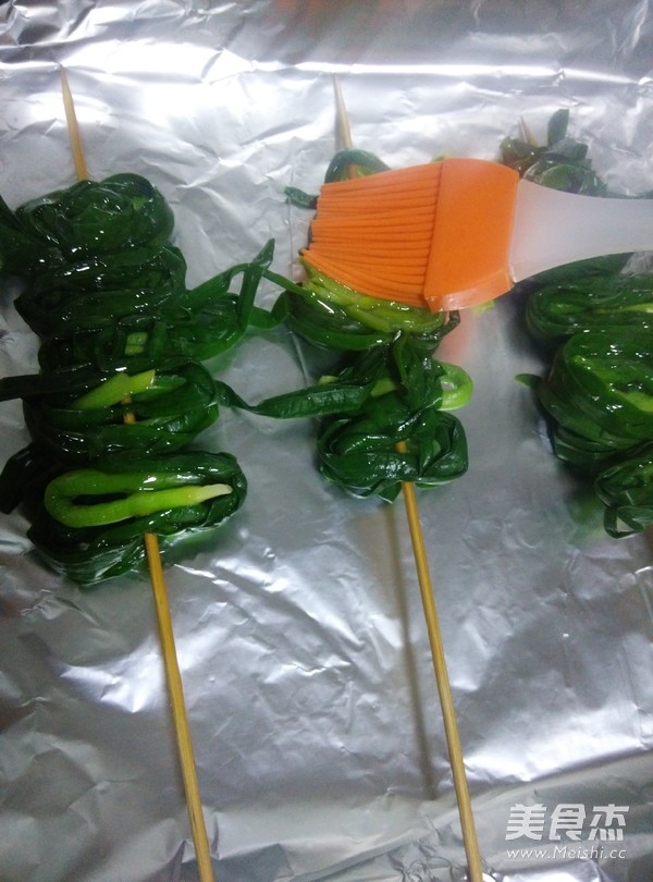 烤韭菜的家常做法