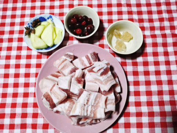 蔓越莓秘制红烧肉