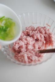 鲜美之极的蛤蜊香菇鱼丸汤
