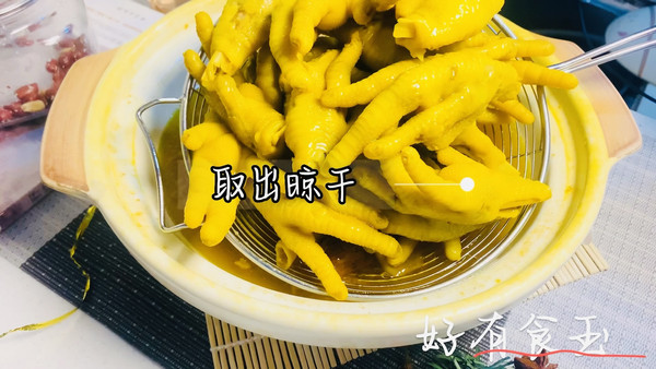 盐焗鸡爪煲剧必备小零食
