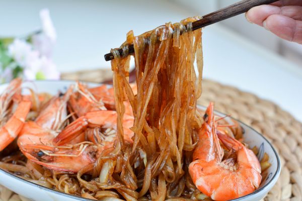 红烧大虾洋葱粉条