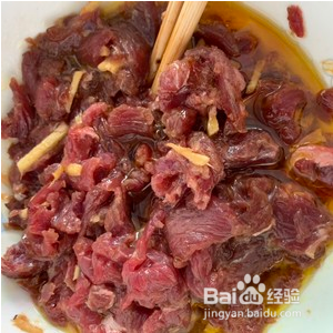 芹菜炒牛肉的家常做法