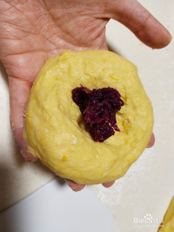 如何做南瓜小餐包?